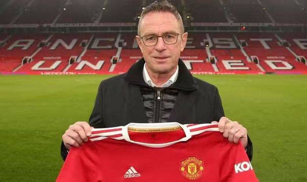 曼联悔青肠子！朗尼克当年钦点之人如今剑指金球奖