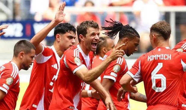 拜仁传奇穆勒或签约美职联？球迷恐笑谈养马打高尔夫