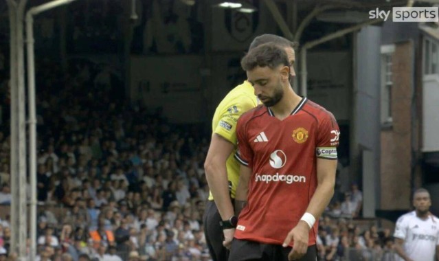 B费亲自回应离开曼联传闻！会继续踢点球，将努力改进避免再罚丢