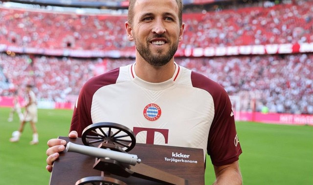 德甲大结局：拜仁夺冠，多特狂揽19分逆袭，凯恩卫冕金靴，汉堡升级