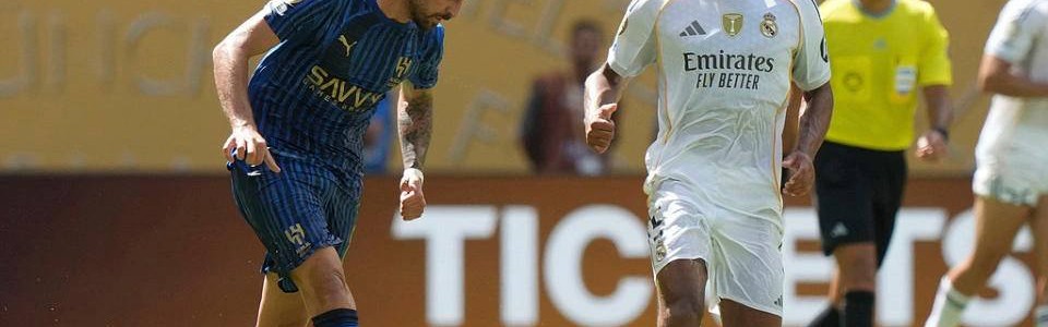 服了！皇马真核贝林厄姆球技飞速提升，与阿隆索沟通频繁真有效？