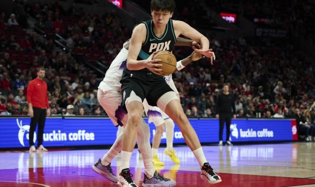 杨瀚森2分钟得到4分 开拓者主场擒爵士喜获3连胜