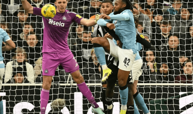 VAR掀波澜：曼城赢球仍愤怒，塞梅尼奥进球被吹引争议