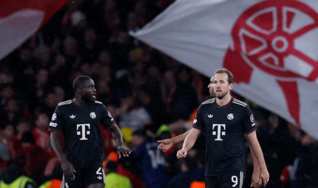 1-4爆冷！5-3翻盘！疯狂一夜，利物浦倒下，巴黎逆袭，拜仁落败