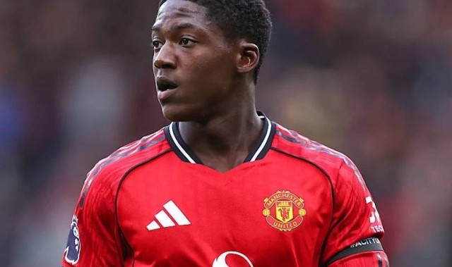 曼联或批准梅努租借那不勒斯，前提不设买断条款