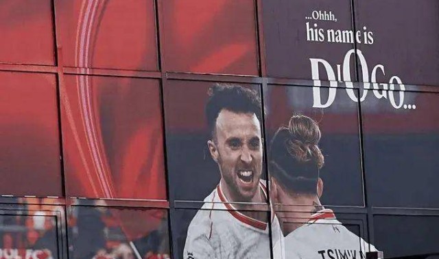 5个泪目瞬间！利物浦这波操作让全网破防，这才是真豪门的温度