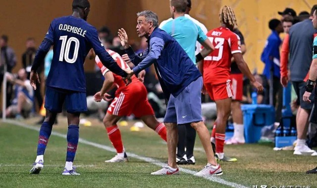 可能会同时丢掉欧冠和法甲冠军为什么巴黎圣日耳曼不再是巨无霸？