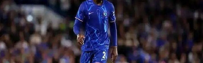 4500万到3500万！迪萨西转会陷僵局，黄潜抠门，切尔西强硬谁妥协？