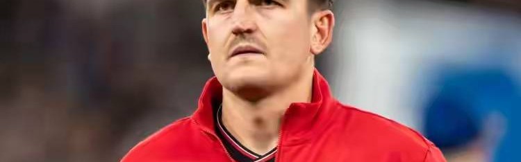 1.5亿转会费赌命！曼联悬崖边觉醒，卡里克转正暗藏惊天反转