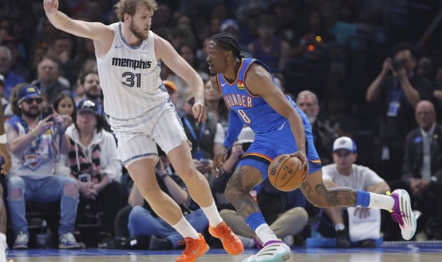 亚历山大31+10+8杰伦-威24+6 雷霆力克灰熊