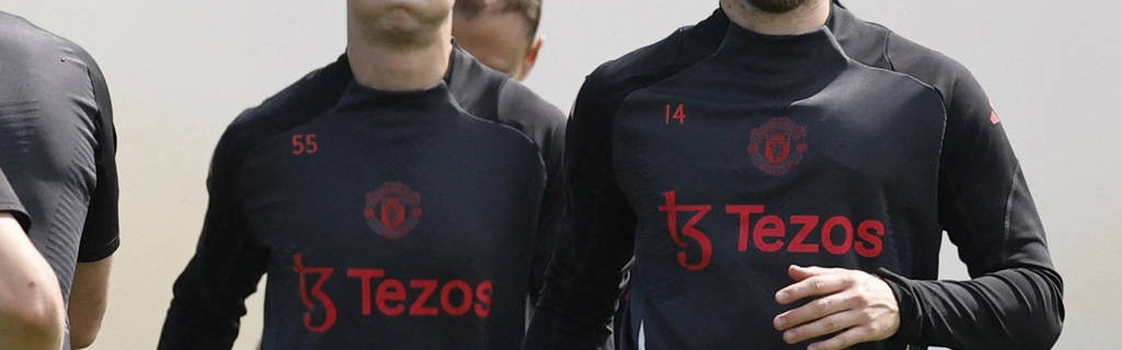 曼联官宣：8年老臣+中场大师+青训魂，三将告别！红魔换血阵痛还是新生？