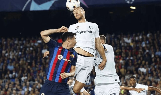 周二赛事前瞻：本菲卡错失黄金机会，巴萨少一人仍带走胜利