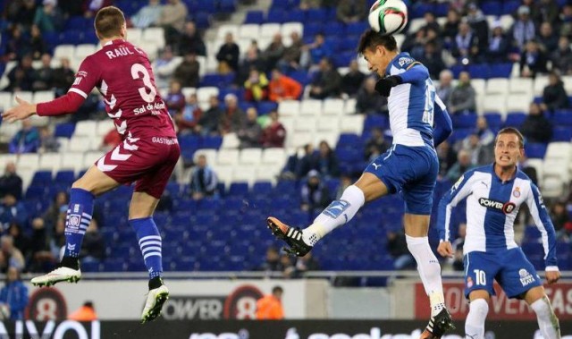 西甲排名保卫战：赫罗纳主场乘胜追击，阿拉维斯客场逆袭保级