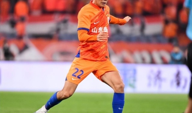 喜讯！两大德甲名帅首次联手举荐运作山东主力国脚后腰留洋德国，已承诺给他顶薪主力位置