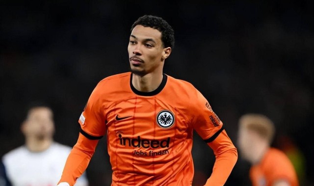 切尔西考虑多方位前锋选择 德甲黑店漫天开价1亿欧