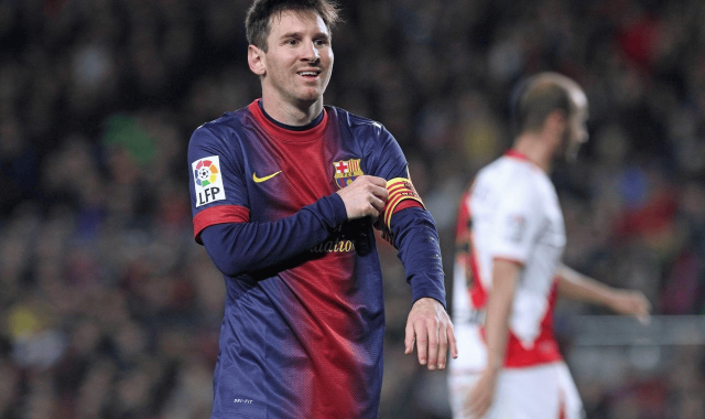 梅西被球员公认为欧冠之王，历史最强表现征服同行