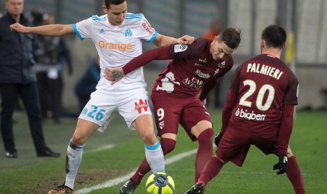 法甲激战：梅斯主场出击，斯特拉斯堡客场能否力压对手？