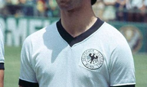 德甲历史帽子戏法榜：盖德穆勒高居榜首；凯恩效率无出其右