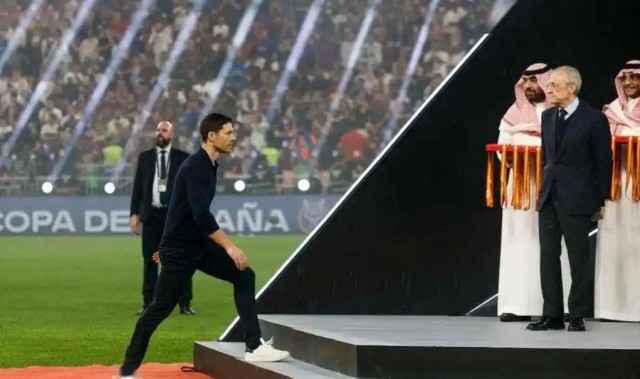 震惊！皇马的8个月惨痛教训：一个天才的坠落与更衣室暗战之谜！