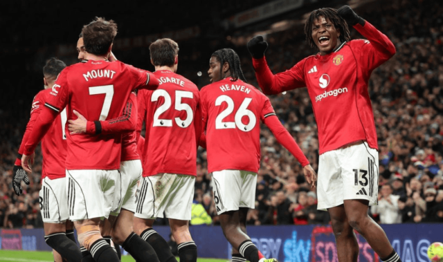 1-0险胜！曼联终结两场不胜，积分追平利物浦，升到第5名